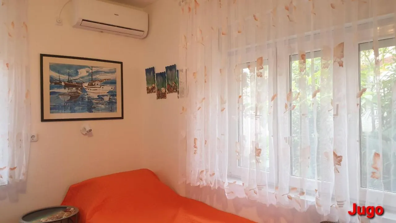Apartments Bura & Jugo, Cres, Without Stress