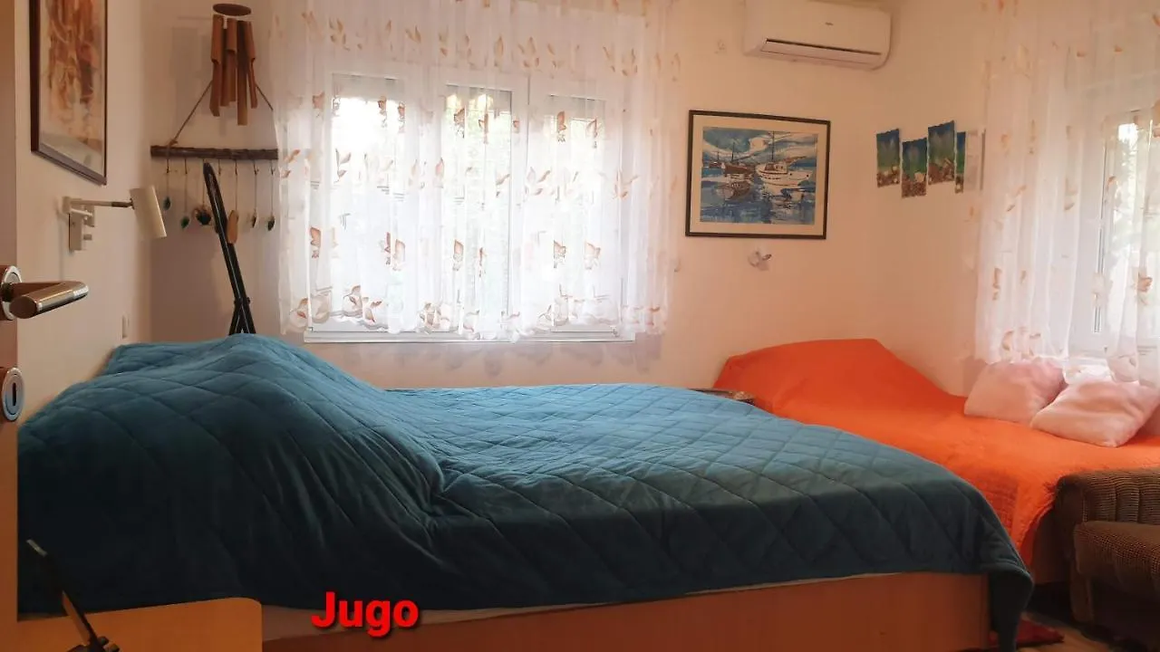 Apartments Bura & Jugo, Cres, Without Stress