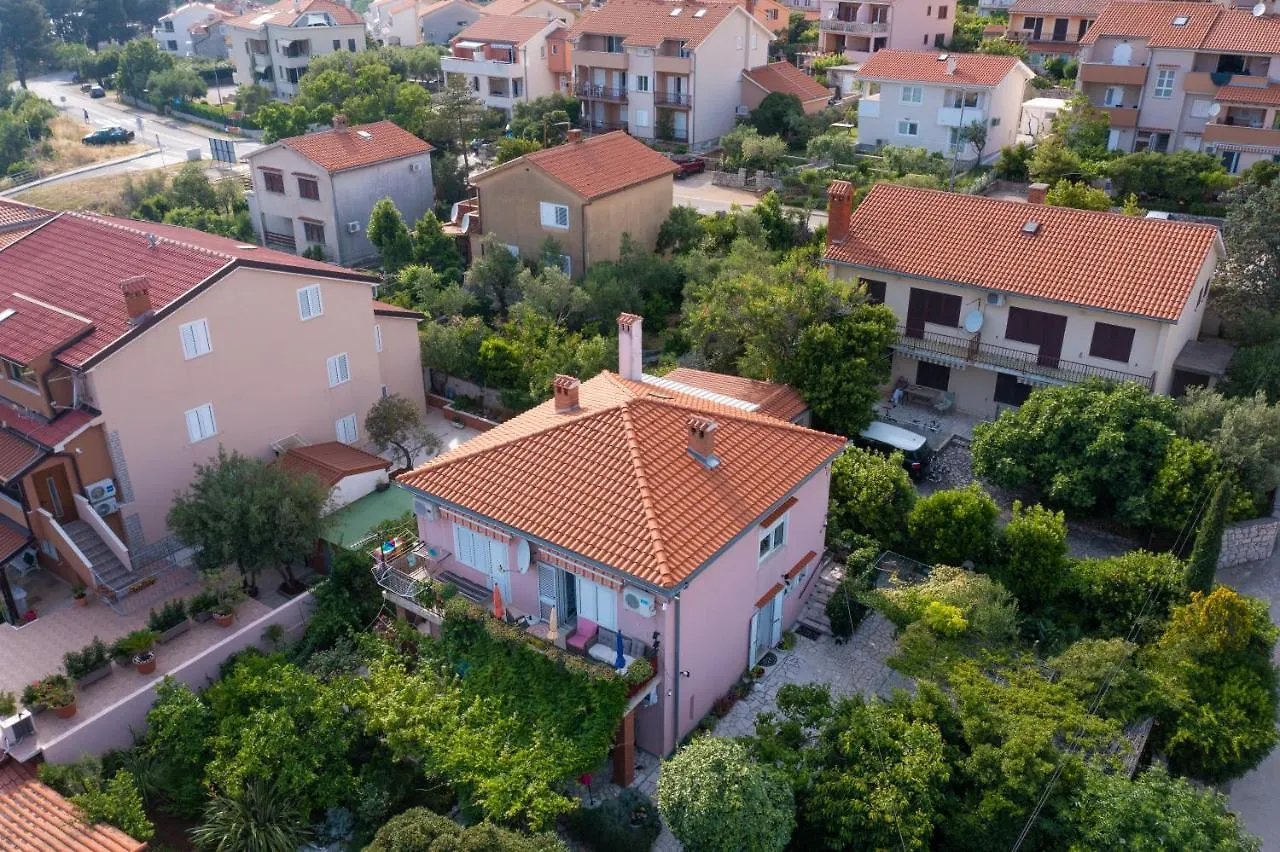 Apartments Bura & Jugo, Cres, Without Stress 0*, Cres