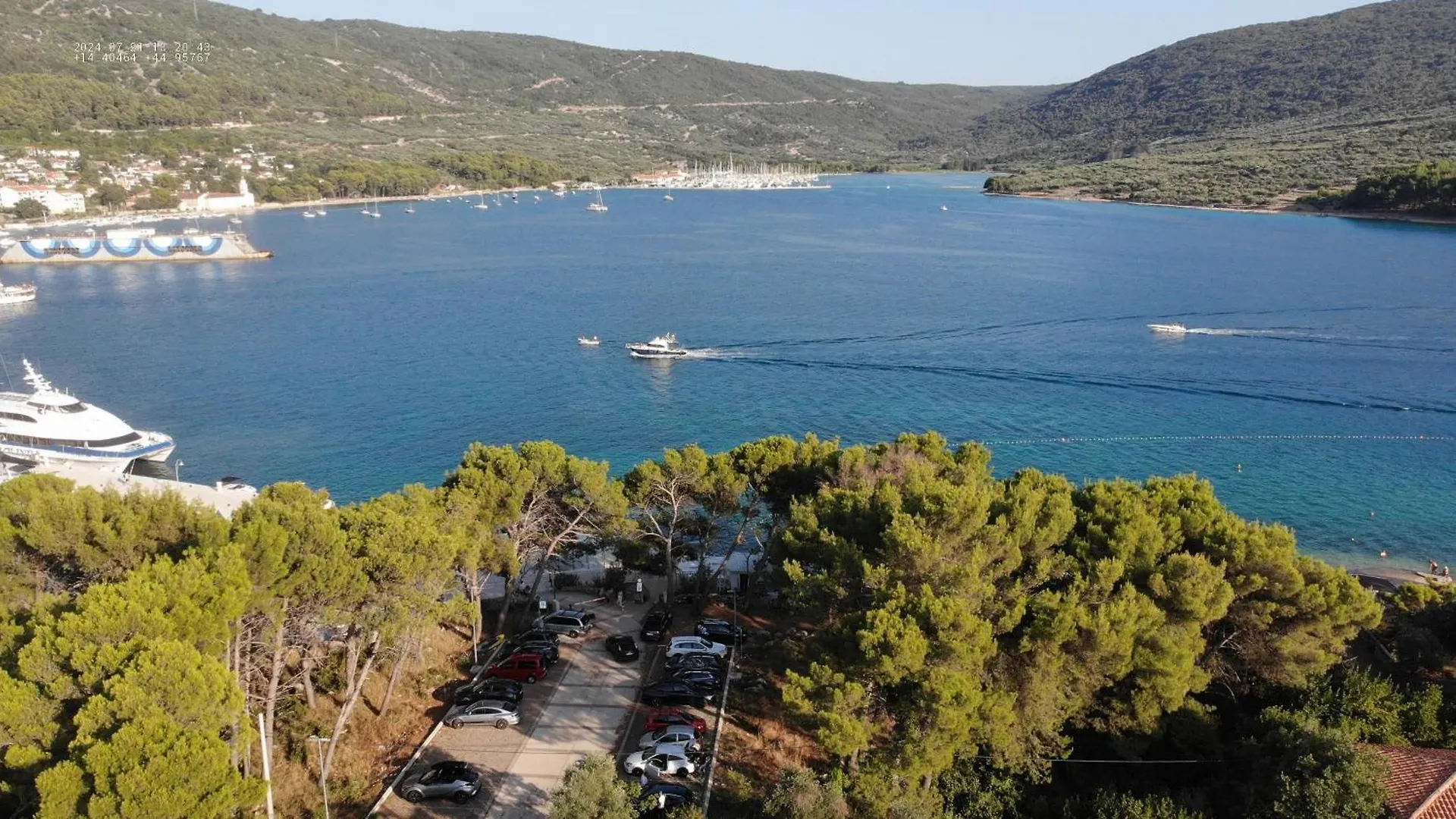 Apartments Bura & Jugo, Cres, Without Stress  Cres